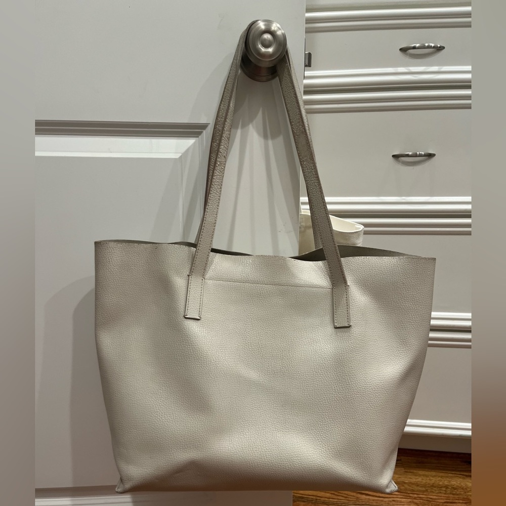 Mark &. Graham leather tote bag in great condition